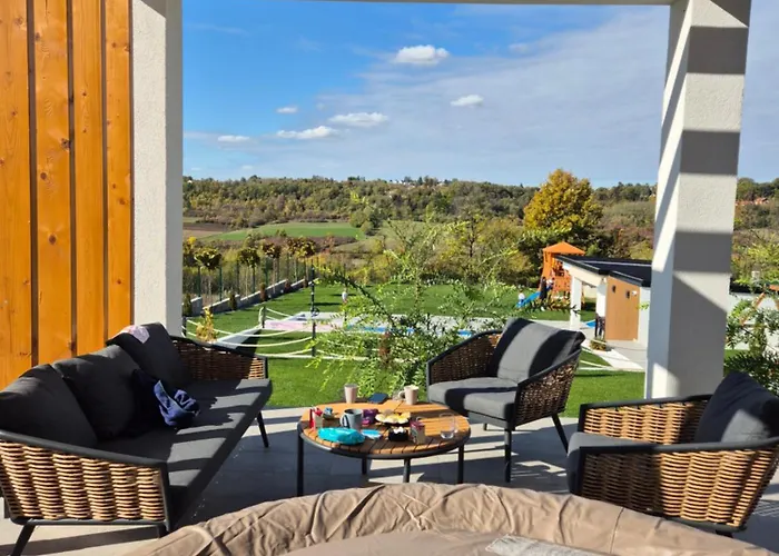 Casa Toleni Vila Bacevac